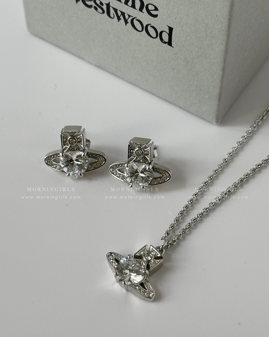 Vivienne Westwood Ariella Necklace й–ѓй‘Ѕж„›еїѓзі»е€— [й …йЌЉиЂіз’°е…ЁеҐ—дёЉжћ¶!пјЅ