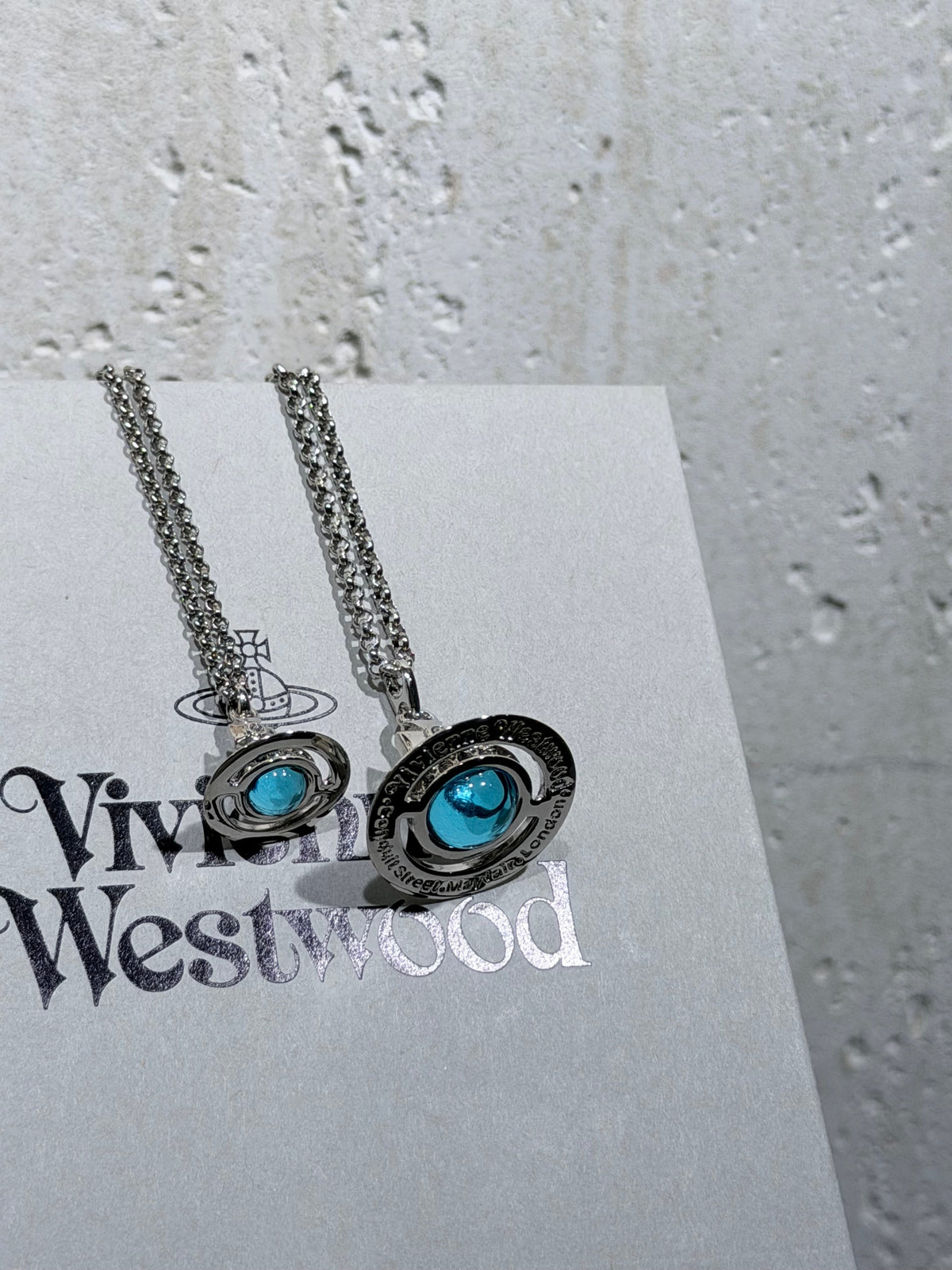 Vivienne Westwood ORB Pendant Crystal Necklace