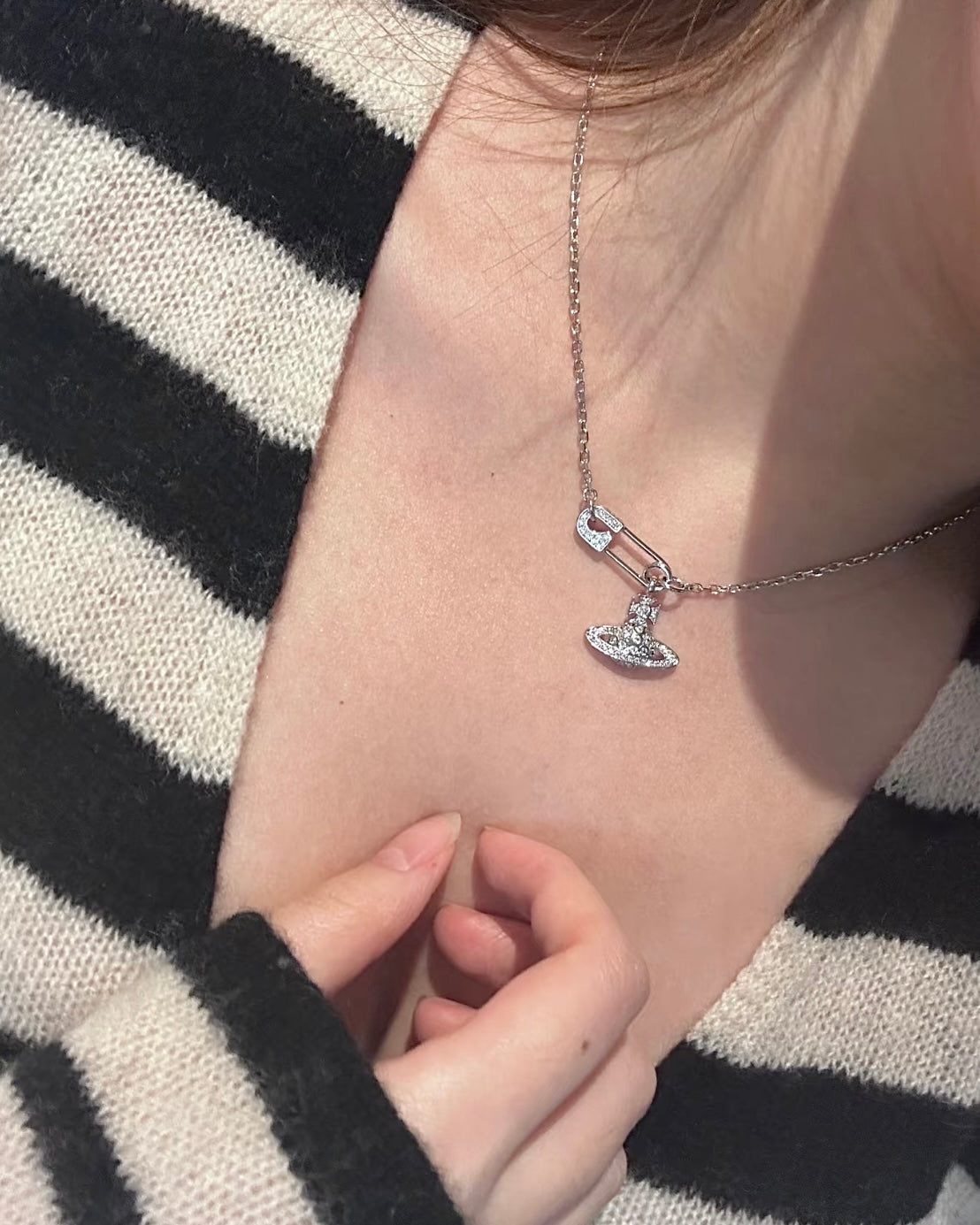 Vivienne Westwood Lucrece Orb Necklace ж‰Јй‡ќй–ѓй‘Ѕрџ§· [Blackpink JennieеђЊж¬ѕж‰Јй‡ќзі»е€—]