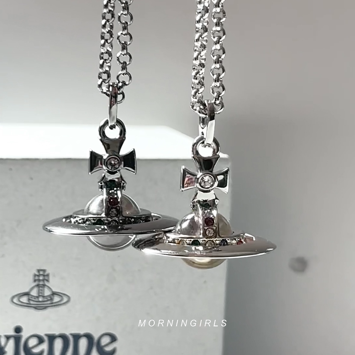 Vivienne Westwood ORB Pendant Crystal Necklace Transparent Silver Planet