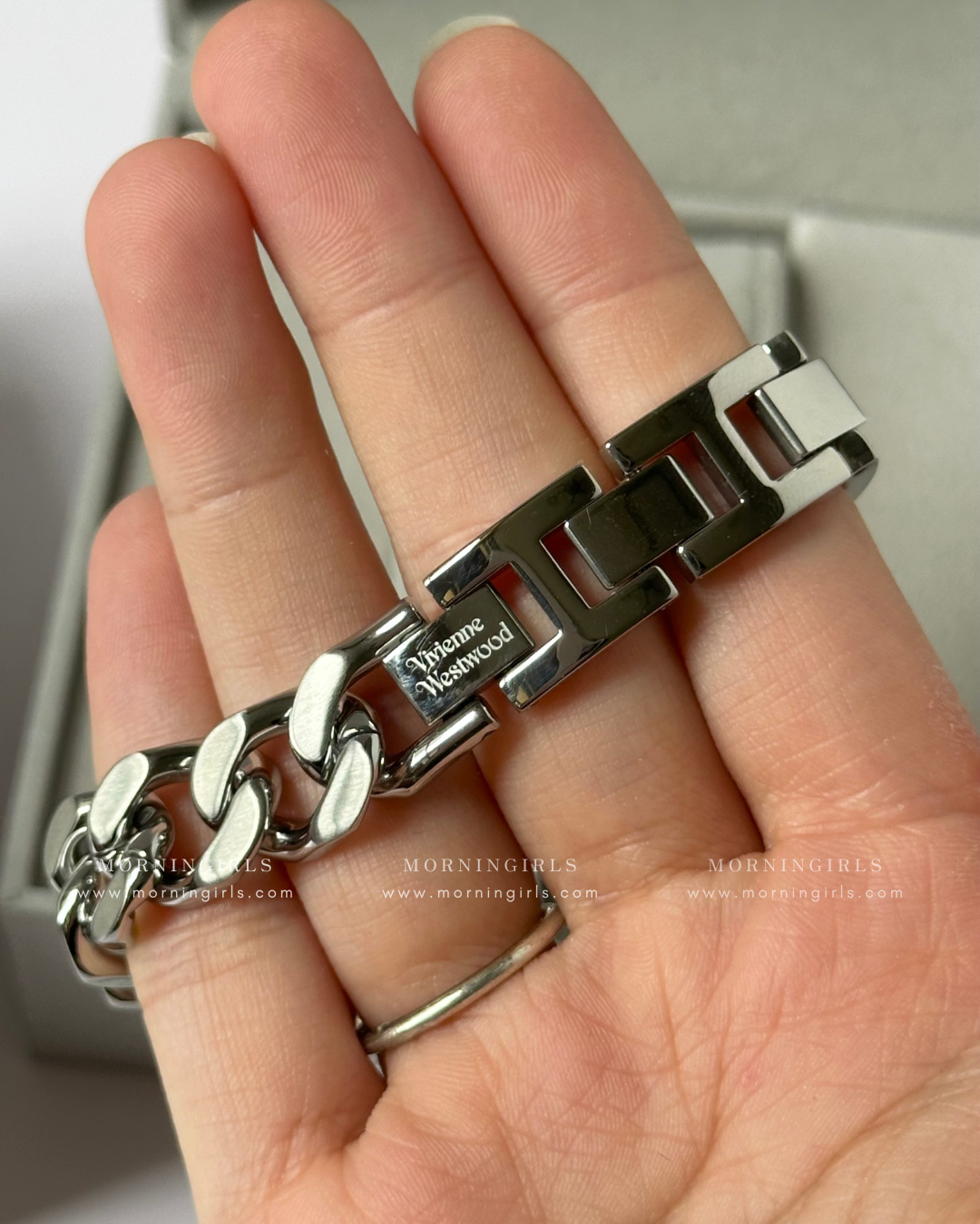 Vivienne Westwood Orb Button Watch, Sliding Case [Cuban Chain, Vintage Style, Sold Out in Europe, Last Batch Arriving Mid-December]