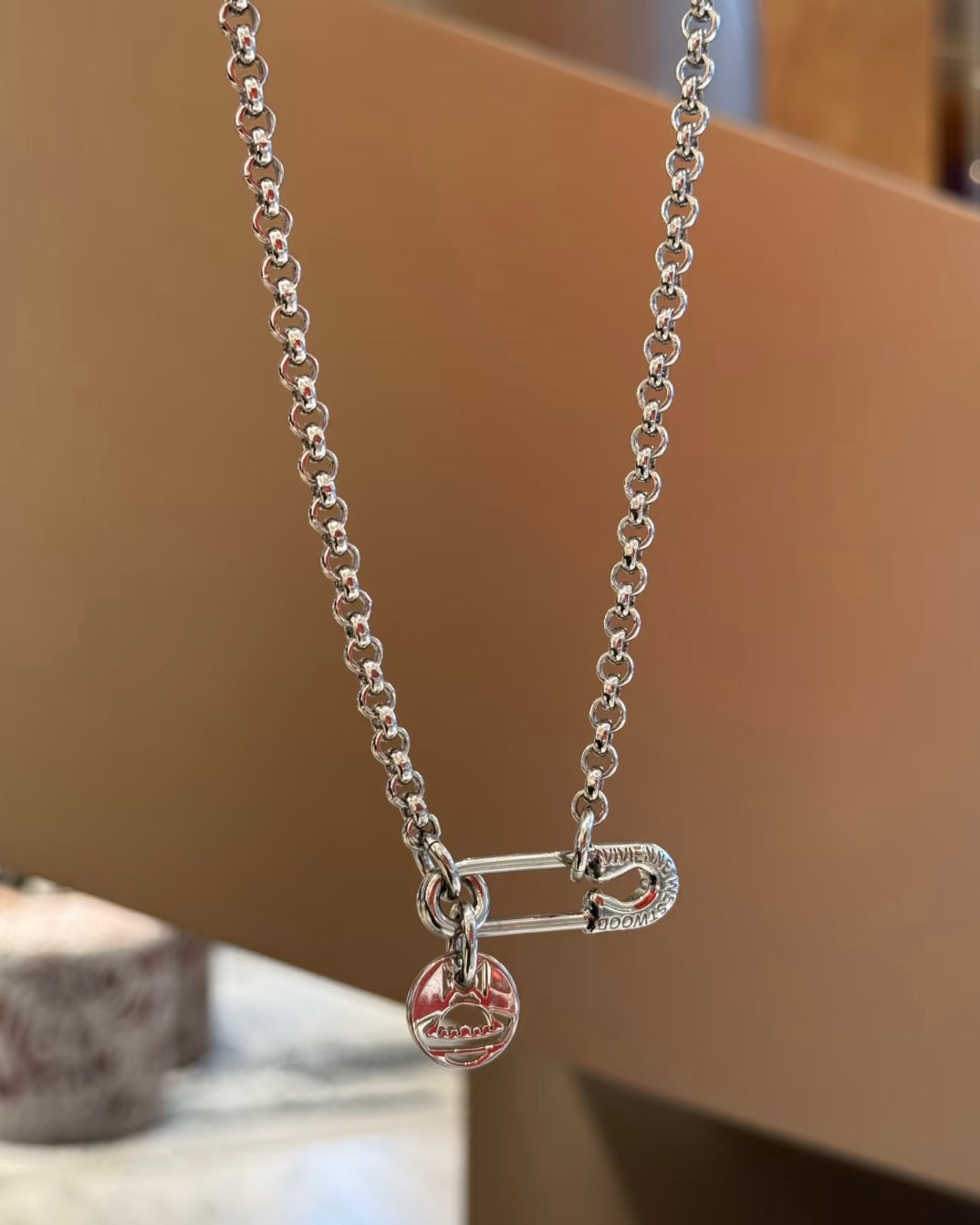 Vivienne Westwood Imogene Necklace ж‰Јй‡ќй …йЌЉ пј»BIGBANGе¤§иЃІеђЊж¬ѕ 520з”·еЏ‹жњЂдЅіз¦®з‰©пјЅ