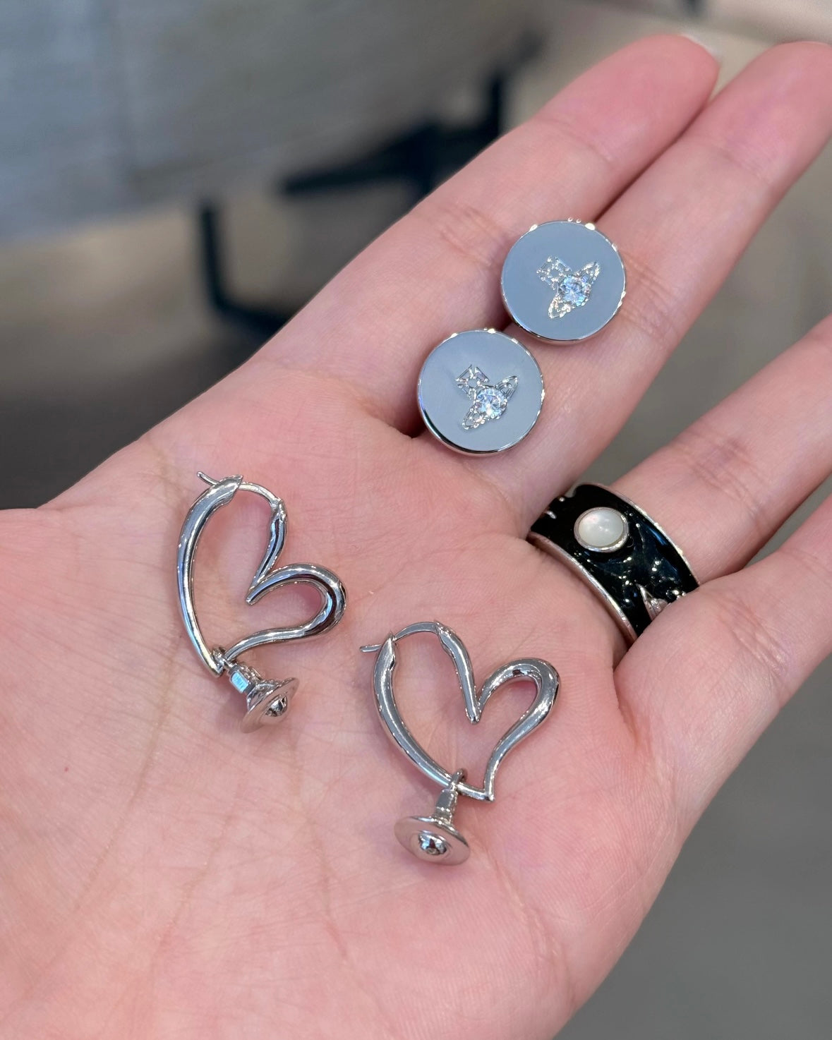 Vivienne Westwood Emily Earrings [2025 Newest Limited Edition Heart-Shaped Earrings on Sale]