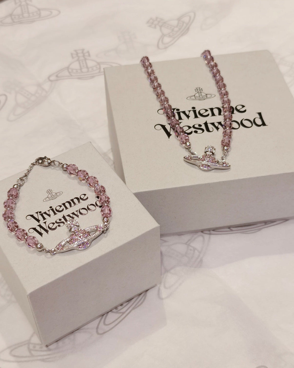 Vivienne Westwood Mini Bas Relief Choker Necklace жњЂж–°зґ«ж°ґж™¶