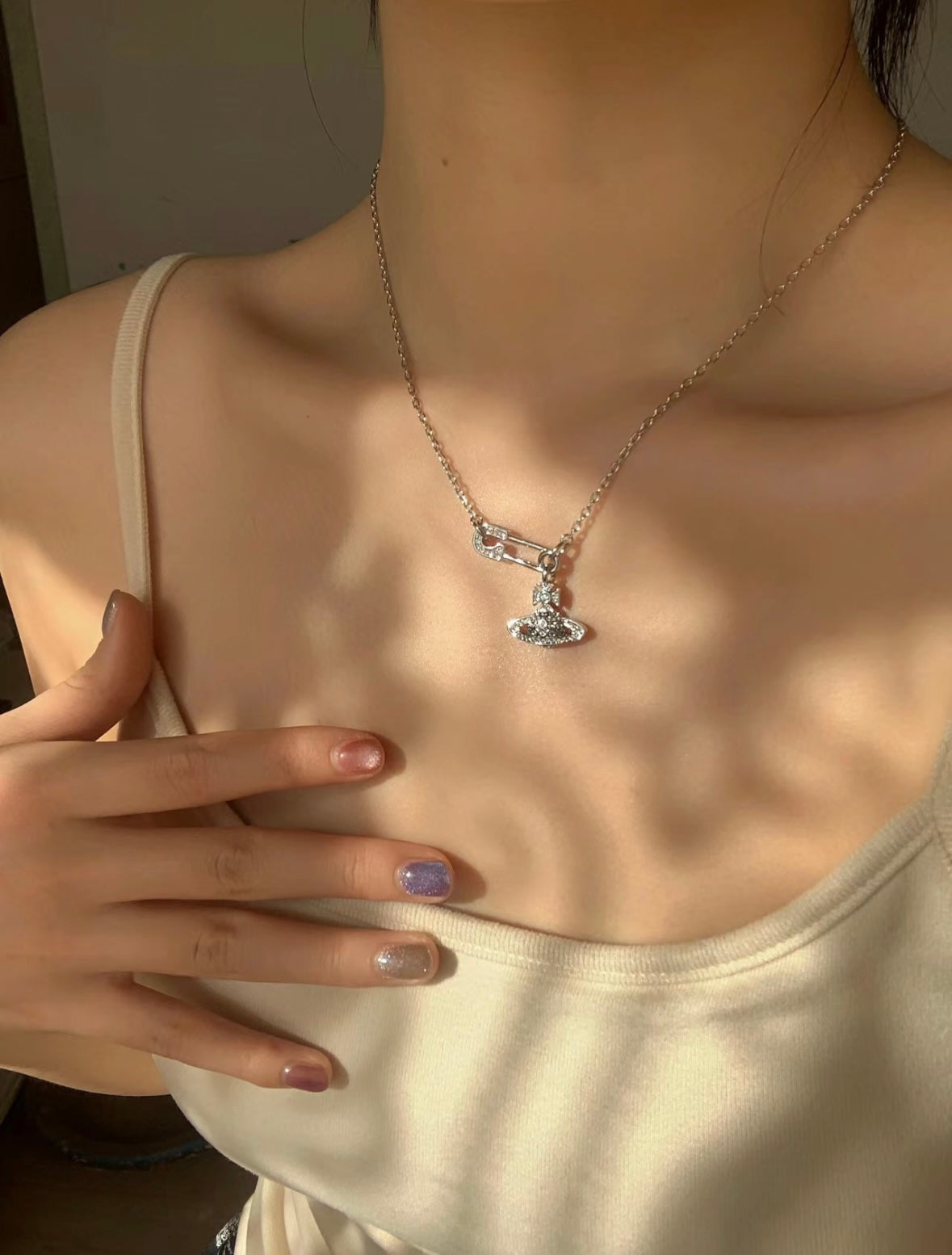 Vivienne Westwood Lucrece Orb Necklace ж‰Јй‡ќй–ѓй‘Ѕрџ§· [Blackpink JennieеђЊж¬ѕж‰Јй‡ќзі»е€—]