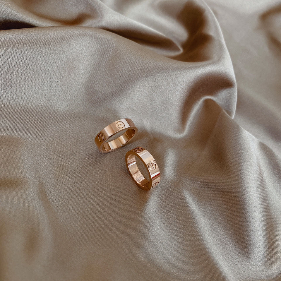 Cartier Classic Love Ring – Luxury Designer Jewelry