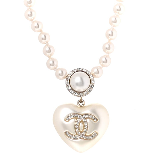 Pearl Crystal CC Heart Short Necklace Pearly White Gold