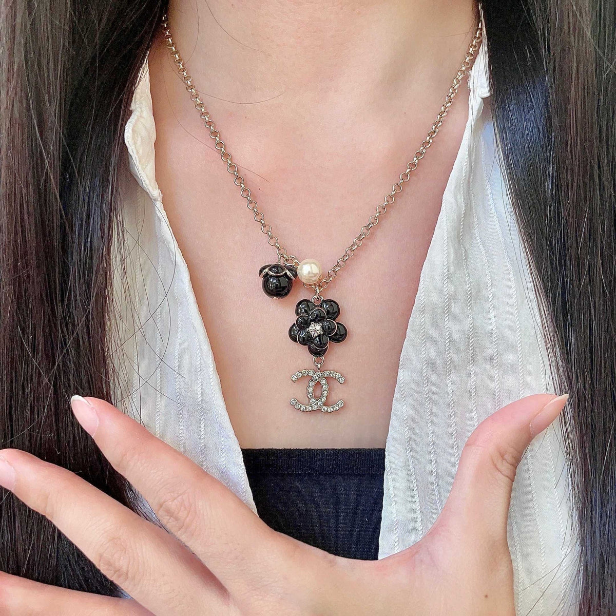 Chanel 26s Double C Logo Black Flower & Pearl Charm Pendant Necklace With Crystal Detail In Gold Metal 631012